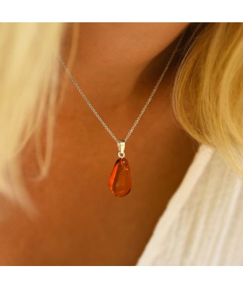 Collier d'Ambre rouge En savoir plus